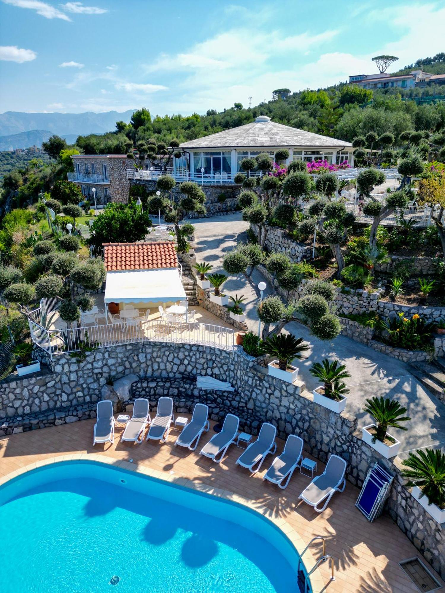 Hotel Villa Lubrense Sorrento Massa Lubrense Dış mekan fotoğraf