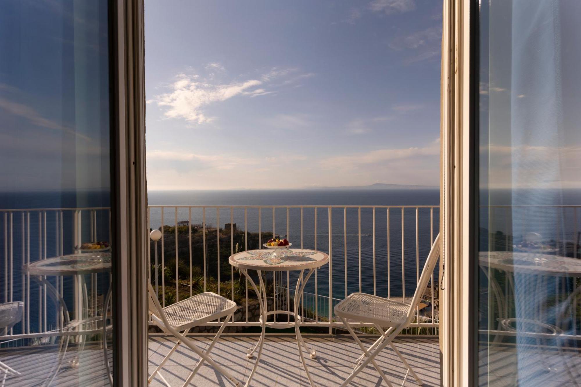 Hotel Villa Lubrense Sorrento Massa Lubrense Dış mekan fotoğraf